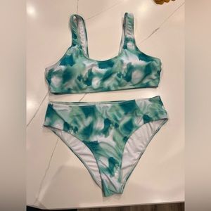 Women’s swimwear